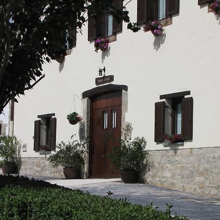 Iza Hostal Rural Huartearena الغرفة الصورة