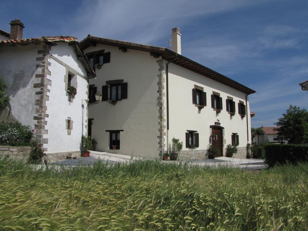 Iza Hostal Rural Huartearena المظهر الخارجي الصورة