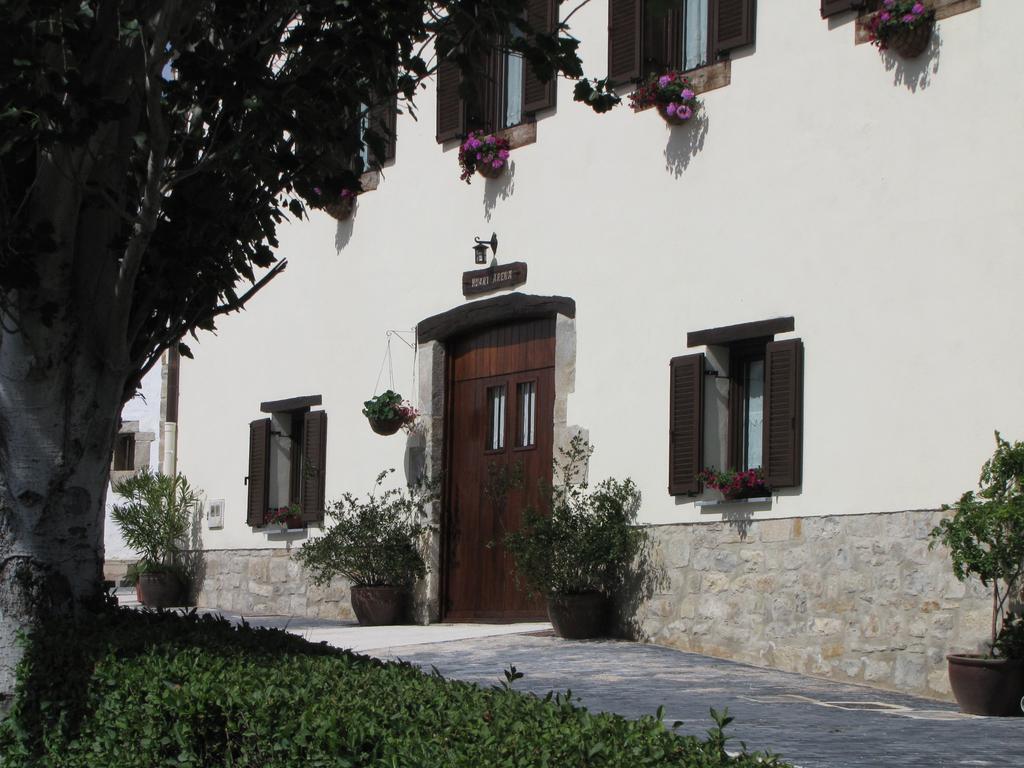 Iza Hostal Rural Huartearena الغرفة الصورة